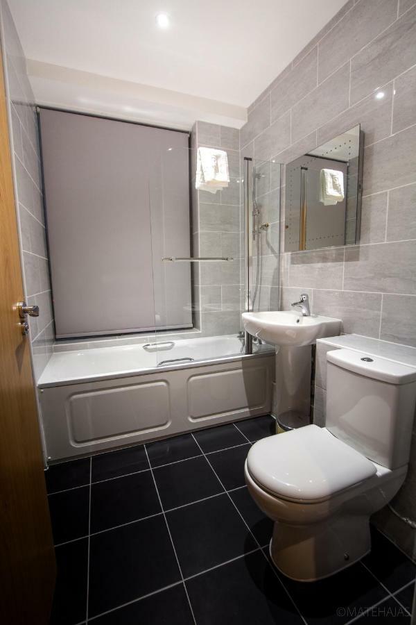 Somerville Apartments London Heathrow Hillingdon Ngoại thất bức ảnh